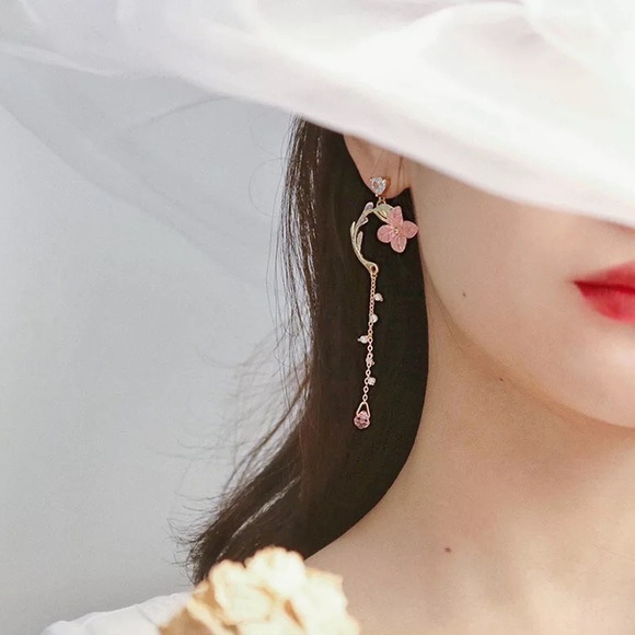 Floral drop earrings dangle gold stud heart bead stone womens pink green - Picture 3 of 5